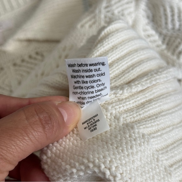 LC Lauren Conrad XL White Pointelle Knit Flutter Sleeve Crochet Sweater Top NEW - Picture 9 of 10